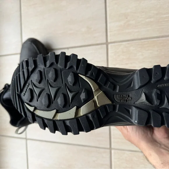 The North Face Men's Black Hiking Boots - Picture 2 of 2